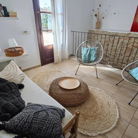 Casa Del Llimoner Feriehus *